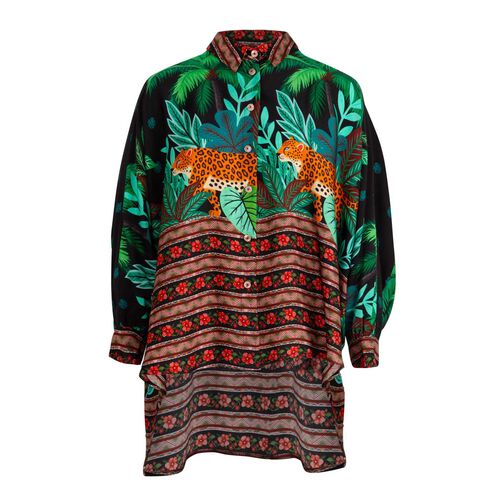 Curate Behind Her Back Shirt